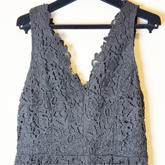 ASTR the Label V-Neck Lace Fit & Flare Dress Black L - Picture 8 of 16